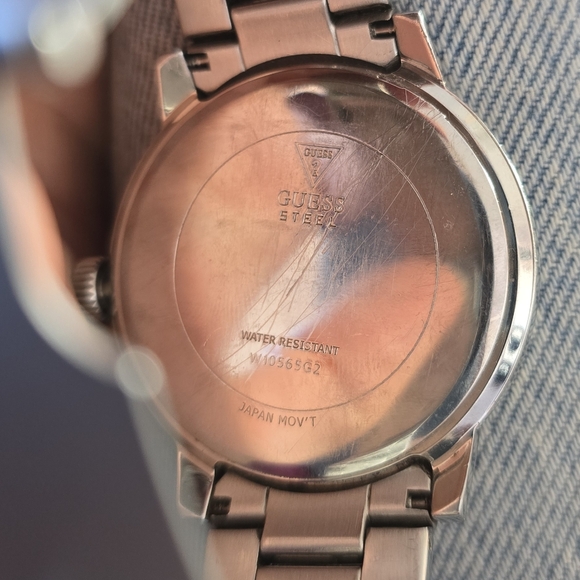 Guess Watch - Picture 3 of 3